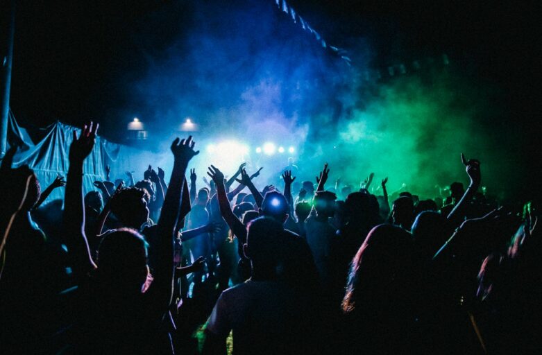 How Bars and Clubs in Phoenix Supporting Local Nonprofits